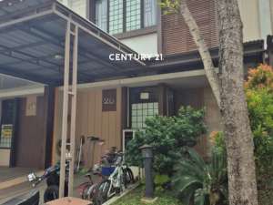 Rumah Bagus Siap Huni Di Cluster The Patio Lippo Cikarang lokasi di Cikarang Selatan, tersedia melalui melalui situs Olx