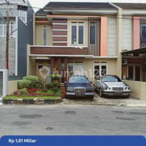 Rumah Baru 2 Lantai Di Perumahan Elite Baturan Colomadu Solo , tersedia melalui melalui situs Rumah123