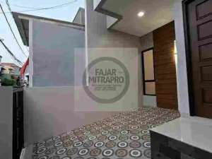 rumah baru 4 kamar siap huni dkt jakarta timur, Bintara Bekasi Barat lokasi di Duren Sawit, tersedia melalui melalui situs Olx