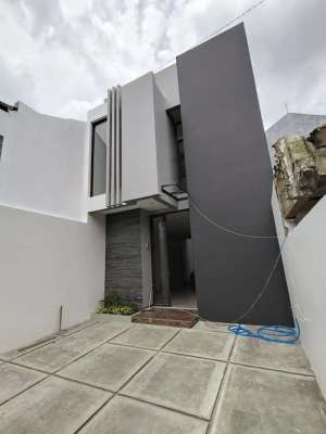 Rumah Baru Dekat Komplek Batununggal Buahbatu lokasi di Bandung Kidul, tersedia melalui melalui situs Olx