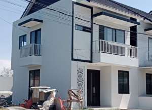Rumah Baru Hook 2 lantai Sangat Strategis di Perumahan Jalan Jakarta Antapani Bandung lokasi di antapani-cicadas, tersedia melalui melalui situs Lamudi