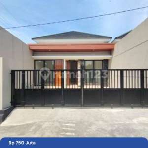 Rumah Baru Modern Dijual Jogja Utara, Kalasan Sleman Yogyakarta , tersedia melalui melalui situs Rumah123