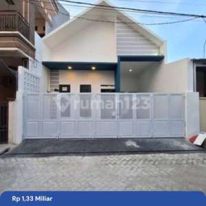 Rumah Cantik 1 Lt 8 menit ke Summarecon Mall Bekasi Siap KPR J38080 , tersedia melalui melalui situs Rumah123