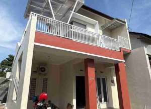 Rumah Cantik Full Furnish di Makamhaji Kartasura lokasi di kerten, tersedia melalui melalui situs Lamudi