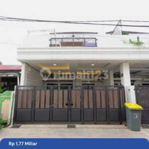 Rumah Cantik Terawat di Bekasi 10 Menit ke Stasiun SHM Siap Huni J35316 , tersedia melalui melalui situs Rumah123