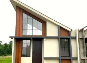 RUMAH CIBINONG MULAI 3 JUTAAN KONSEP JEPANG DI LINGKUNGAN ASRI BOGOR lokasi di ",
          price: `700000000`,
          currency: `IDR`
    };


    let pageData = {
        viewPhoneModalField: , tersedia melalui melalui situs Lamudi