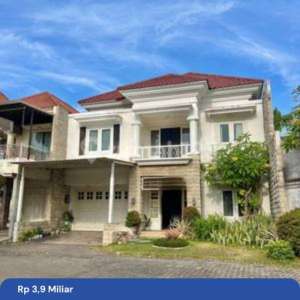 Rumah Classic Luxury Jemursari Regency Lingkungan PrivateHomey , tersedia melalui melalui situs Rumah123