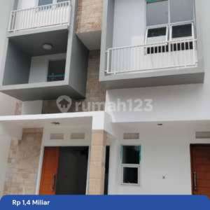 Rumah Cluster Di Caman Jatibening Bebas Banjir , tersedia melalui melalui situs Rumah123