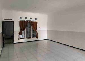 rumah cocok buat kantor akses jalan ramai lokasi gedongan colomadu lokasi di gedongan, tersedia melalui melalui situs Lamudi