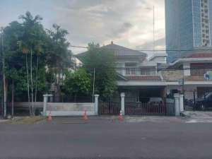 Rumah dekat Blok M, Jalan Besar, Jakarta Selatan lokasi di Kebayoran Baru, tersedia melalui melalui situs Olx