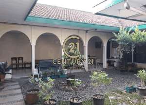 Rumah Dgn Tanah Luas Lokasi Strategis Di Pondok Pinang Jaksel lokasi di kebayoran-lama, tersedia melalui melalui situs Lamudi