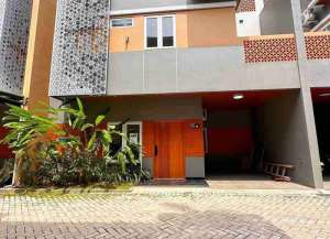 Rumah Di Jagakarsa Ready Siap Huni Akses 2 Mobil 173, Jl M Kahfi II, Jakarta Selatan jaksel lokasi di jagakarsa, tersedia melalui melalui situs Lamudi