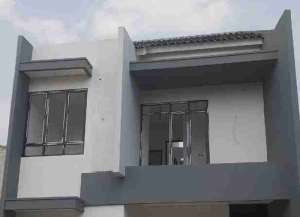 Rumah di kelapa dua wetan bisa KPR dekat LRT Ciracas Jaktim grc lokasi di ciracas, tersedia melalui melalui situs Lamudi