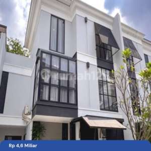 Rumah Di Kemang Jeruk Purut Tiga Lantai Private Pool , tersedia melalui melalui situs Rumah123