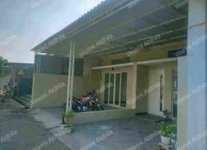Rumah Di Pusat KotaSidoarjo 395juta lokasi di ",
          price: `395000000`,
          currency: `IDR`
    };


    let pageData = {
        viewPhoneModalField: , tersedia melalui melalui situs Lamudi