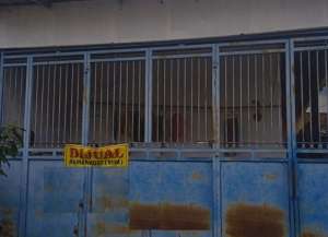 rumah dijual simo sidomulyo surabaya lokasi di petemon, tersedia melalui melalui situs Lamudi