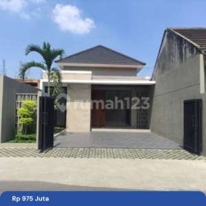 Rumah Dijual Sleman Cantik Minimalis Dekat Exit Toll Jogja Di Purwomartani Kalasan Sleman Yogyakarta , tersedia melalui melalui situs Rumah123
