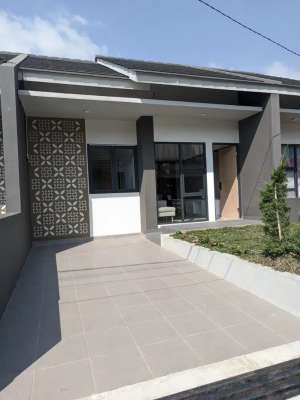 Rumah Exlusive Di Tengah Kota Banjaran lokasi di Banjaran, tersedia melalui melalui situs Olx