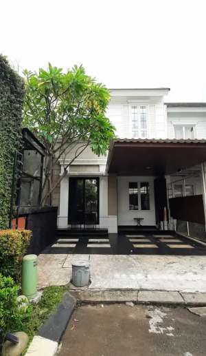 RUMAH FULL FURNISHED 4 LT ADA POOL DI CLUSTER PINEWOOD BANJAR WIJAYA lokasi di Pinang (Penang), tersedia melalui melalui situs Olx