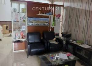 Rumah Full Furnished Kompleks Tropikana Jababeka lokasi di ",
          price: `57500000`,
          currency: `IDR`
    };


    let pageData = {
        viewPhoneModalField: , tersedia melalui melalui situs Lamudi