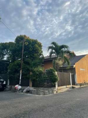 Rumah furnished Perum utama indah, Hangtuah. Pekanbaru lokasi di Sail, tersedia melalui melalui situs Olx