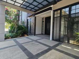 Rumah grand island Aruba villa pakuwon city surabaya lokasi di Mulyorejo, tersedia melalui melalui situs Olx