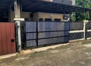 Rumah Hadap Selatan LT 124 dekat Mitra Keluarga Jatiasih J-37081 lokasi di ",
          price: `1440000000`,
          currency: `IDR`
    };


    let pageData = {
        viewPhoneModalField: , tersedia melalui melalui situs Lamudi