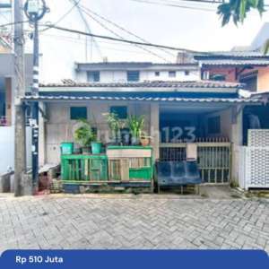 Rumah Hadap Timur dekat Lippo Mall Puri Siap Huni Dibantu KPRJ-34898 , tersedia melalui melalui situs Rumah123