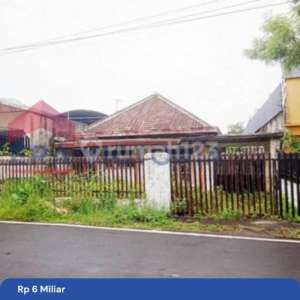 Rumah Hitung Tanah Di Malang Kota Bisa Untuk Cafe Atau Rumah Kos , tersedia melalui melalui situs Rumah123