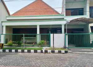 Rumah hitung tanah Manyar Kartika lokasi di sukolilo-1, tersedia melalui melalui situs Lamudi