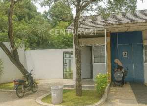 Rumah Hook Lembah Hijau Furnished Siap Huni lokasi di ",
          price: `600000000`,
          currency: `IDR`
    };


    let pageData = {
        viewPhoneModalField: , tersedia melalui melalui situs Lamudi