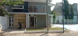 RUMAH HOOK SIDOARJO JUANDA AIRPORT VILLAGE SEDATI lokasi di Sedati, tersedia melalui melalui situs Olx