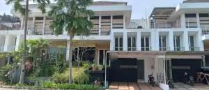 Rumah jalan utama Rancamaya lokasi di Bogor Selatan - Kota, tersedia melalui melalui situs Olx