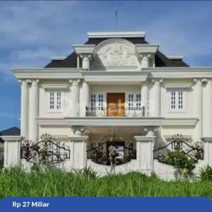 Rumah Klasik Puri arga Golf FurnishedKolam Renang , tersedia melalui melalui situs Rumah123