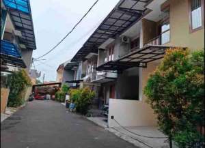 Rumah Kontrakan 2 Lt dlm Cluster Bagus Siap Huni di Condet lokasi di batu-ampar-4, tersedia melalui melalui situs Lamudi