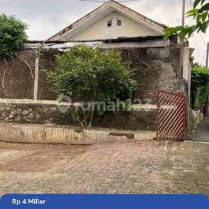 Rumah Lama Dijual Rambutan Jagakarsa Jaksel , tersedia melalui melalui situs Rumah123