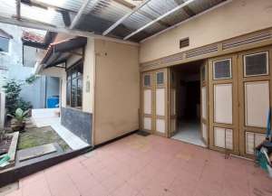 Rumah Leuwi Panjang Bandung Dekat muara astanaanyar Leuwipanjang lokasi di bojongloa-kidul, tersedia melalui melalui situs Lamudi