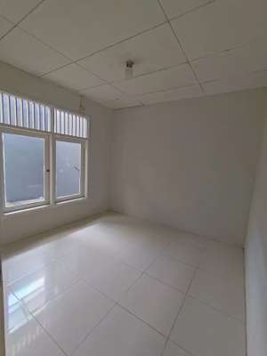 Rumah LT 148 SHM Siap KPR 7 Mnt ke CBD Ciledug Family Mall J-24311 lokasi di Ciledug, tersedia melalui melalui situs Olx