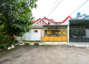 Rumah LT 319 SHM 9 Mnt ke Mall Bogor Square Dibantu KPR J-27216 lokasi di ",
          price: `2990000000`,
          currency: `IDR`
    };


    let pageData = {
        viewPhoneModalField: , tersedia melalui melalui situs Lamudi