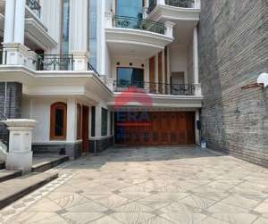 Rumah Mewah 3lt Furnished di Setraduta Bandung,10 Menit ke Tol Pasteur lokasi di Bojong, tersedia melalui melalui situs Olx