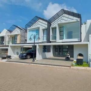 Rumah Mewah Baru Asri di Perumahan Setiabudhi Setiabudi Bandung Utara lokasi di Cicendo, tersedia melalui melalui situs Olx