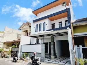 Rumah Mewah Baru Siap Huni di Cluster Baturan Dekat Solo lokasi di Colomadu, tersedia melalui melalui situs Olx