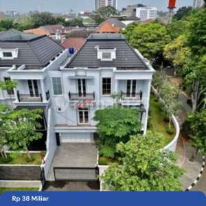 Rumah Mewah Classic Lingkungan Elit Jakarta Di Kebayoran Baru , tersedia melalui melalui situs Rumah123
