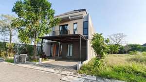 Rumah Mewah Cluster Elit Premium 2 Lantai Colomadu dekat Adi Sucipto lokasi di Karangasem, tersedia melalui melalui situs Olx