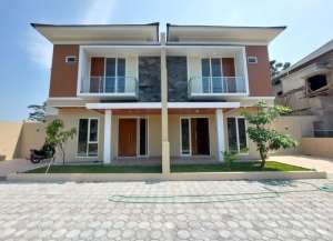 RUMAH MEWAH DALAM CLUSTER DI MADUREJO, PRAMBANAN lokasi di ngaglik-1, tersedia melalui melalui situs Lamudi