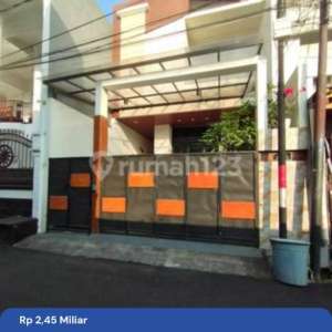 Rumah Mewah Elegan Unfurnished SHM Pondok Bambu, Jakarta Timur , tersedia melalui melalui situs Rumah123