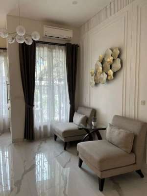 Rumah Mewah full renov Chrysocolla PHG Gading Serpong JARANG ADA lokasi di Gading Serpong, tersedia melalui melalui situs Olx