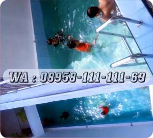 Rumah mewah kolam renang konsep villa view kota solo Nego keras lokasi di Jebres, tersedia melalui melalui situs Olx