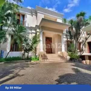 Rumah Mewah Tulodong Kebayoran Baru Jakarta Selatan , tersedia melalui melalui situs Rumah123