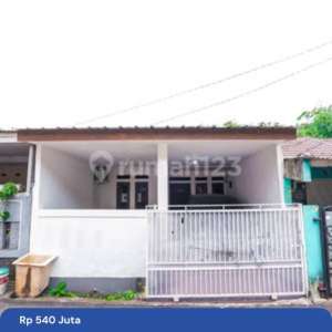 Rumah Minimalis Strategis Dekat Terminal BSD 2 Kamar Siap KPR J24122 , tersedia melalui melalui situs Rumah123